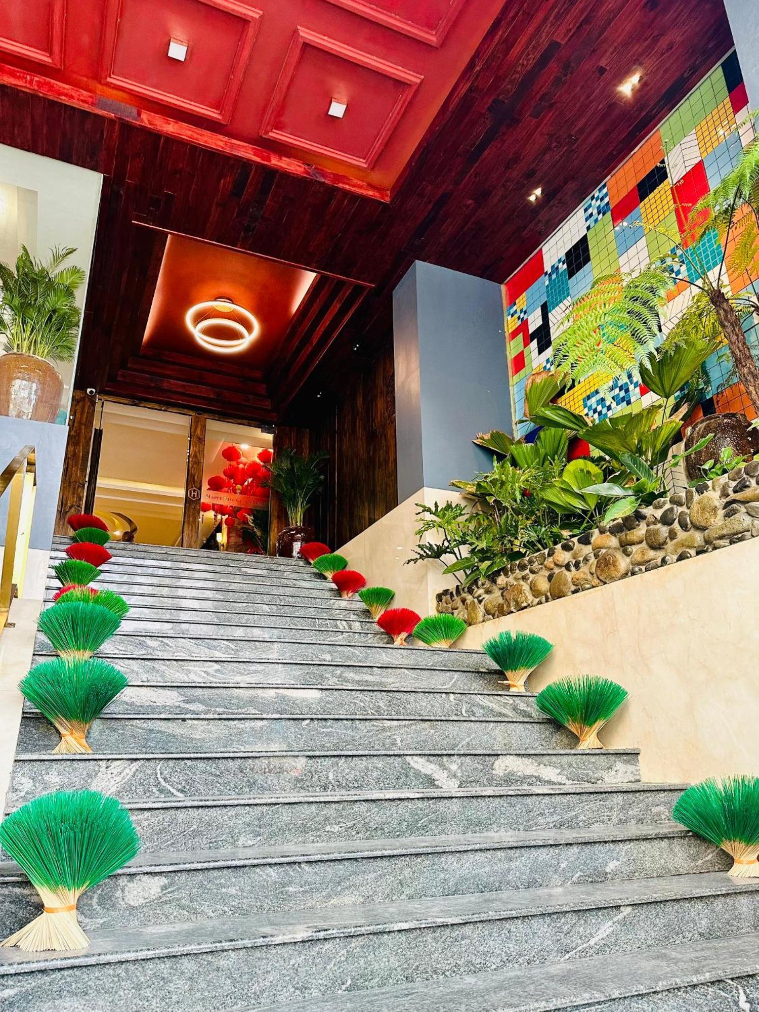Happy Life Green Hotel Хошимін Екстер'єр фото
